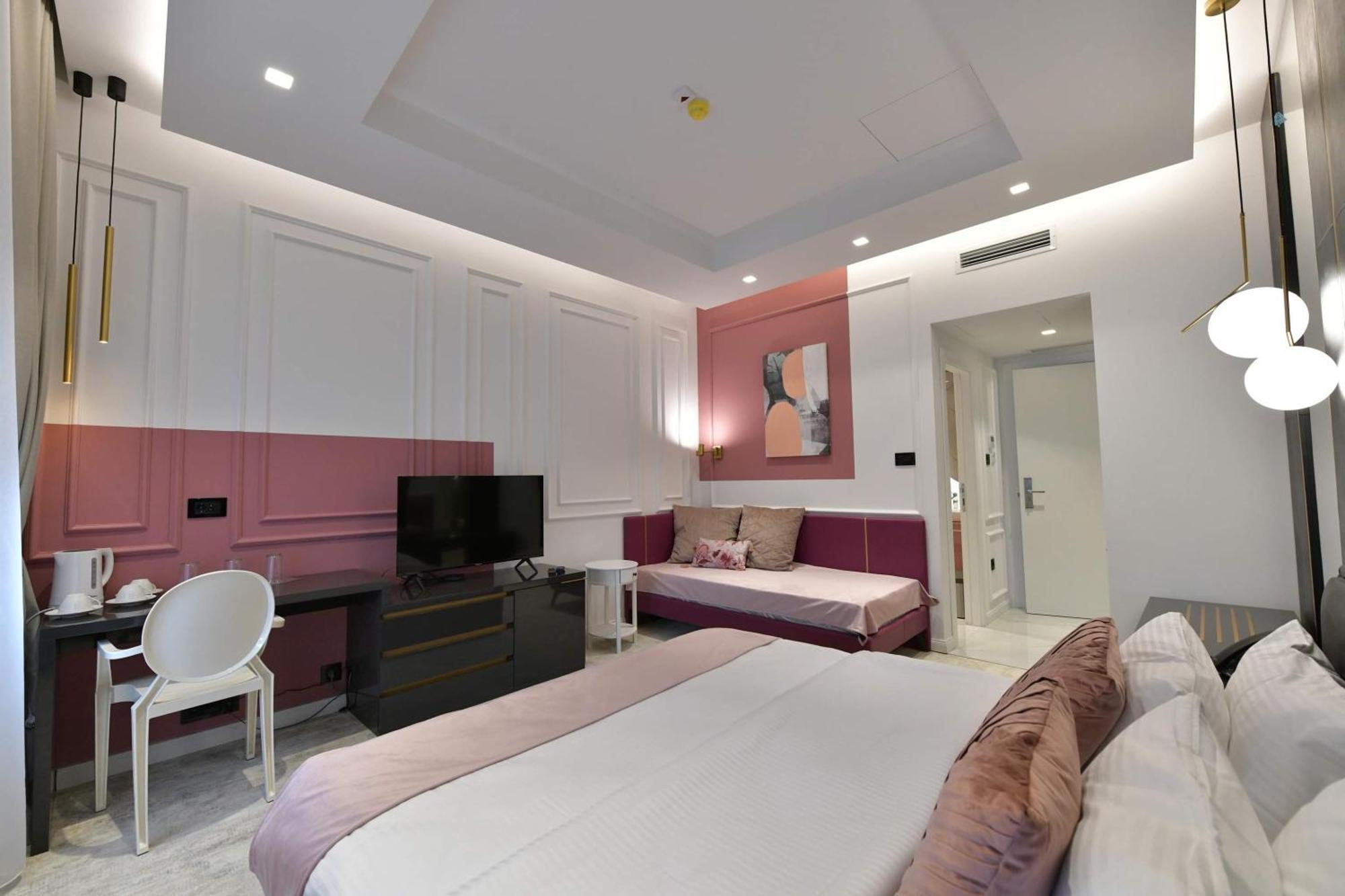Royal Wellness And Spa Ruma Esterno foto